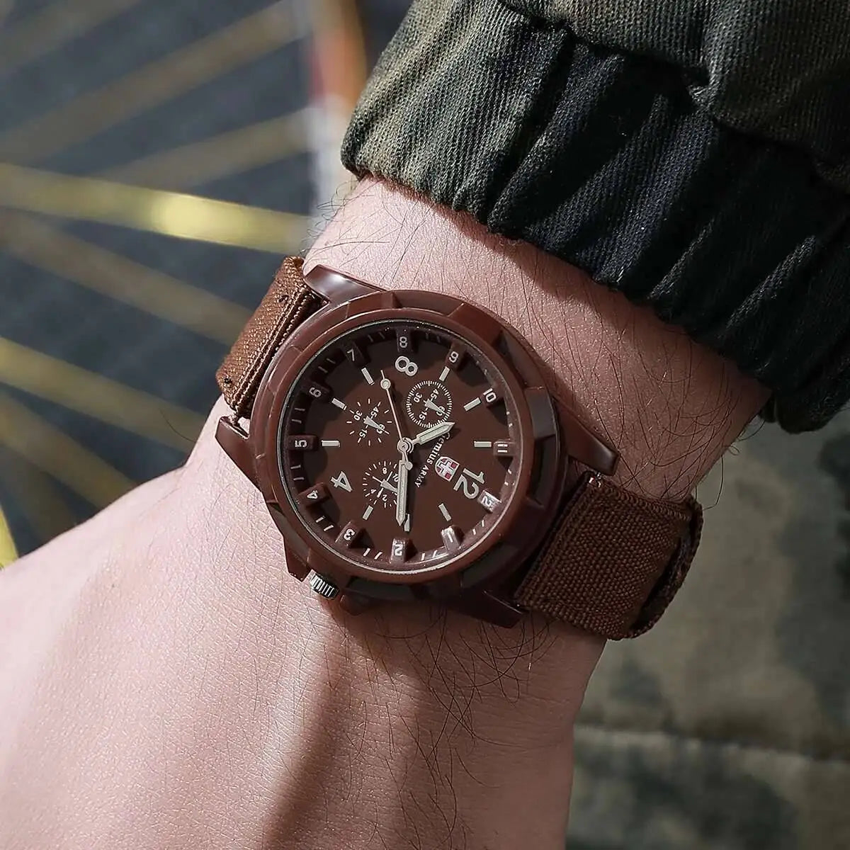Men Military Watches Casual Nylon Band Mens Sport Quartz Watch Relogio Masculino Reloj Hombre（Without Box）