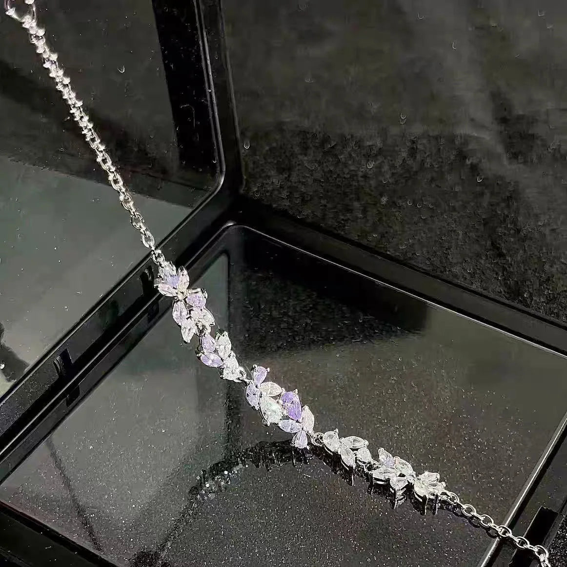 Exquisite Zircon Wisteria Flower Korean Design Lovely Elegant Bracelet for Women Girls High-end Jewelry Wedding Party Cute Gifts