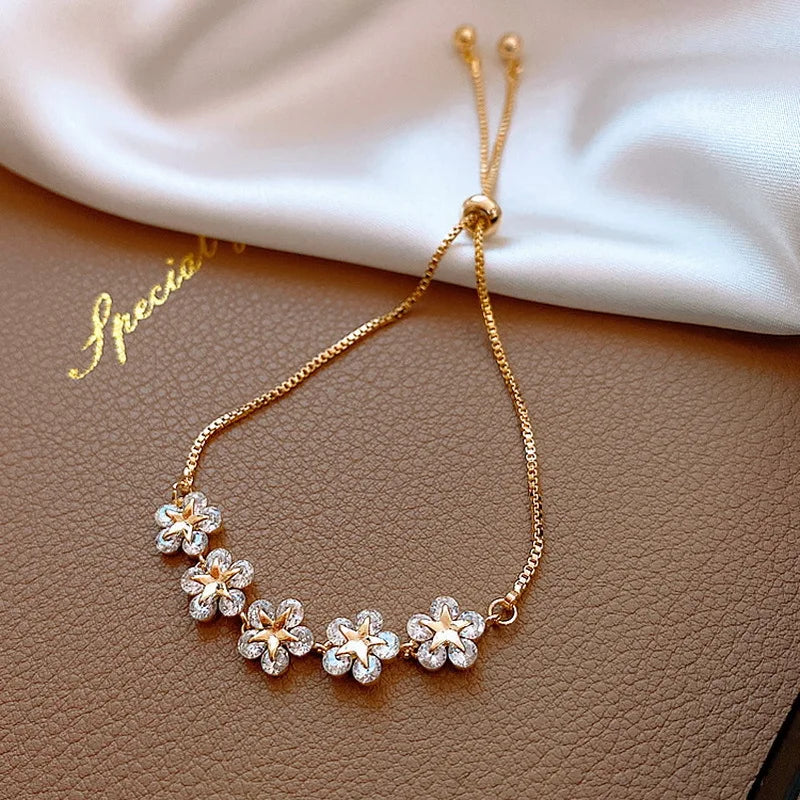 Luxury Shine Zircon Flower Bracelet for Women Girls Cute Romantic Crystal Bracelet Engagement Wedding Jewelry Gift