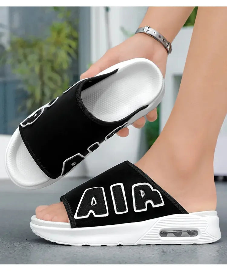 Mens Sandals Thick Sole Non-slip Fashion Sports Slippers for Men Outdoor Footwear Size 39-46 Suitable Summer Beach Slippers