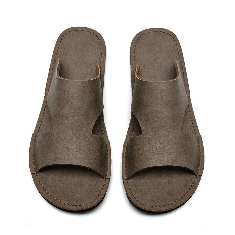 Men's Beach Slippers Man Footwear 2025 Summer New Men's Casual Shoes Soft Sole Fashion Pu Leather Anti slip Trendy Men Sneakers
