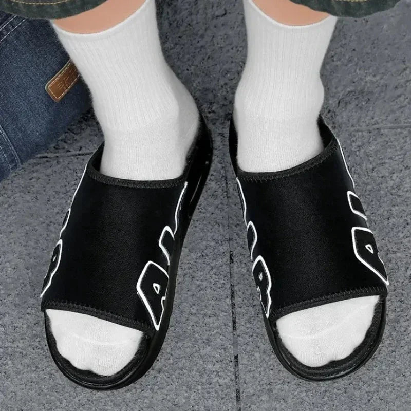 Mens Sandals Thick Sole Non-slip Fashion Sports Slippers for Men Outdoor Footwear Size 39-46 Suitable Summer Beach Slippers