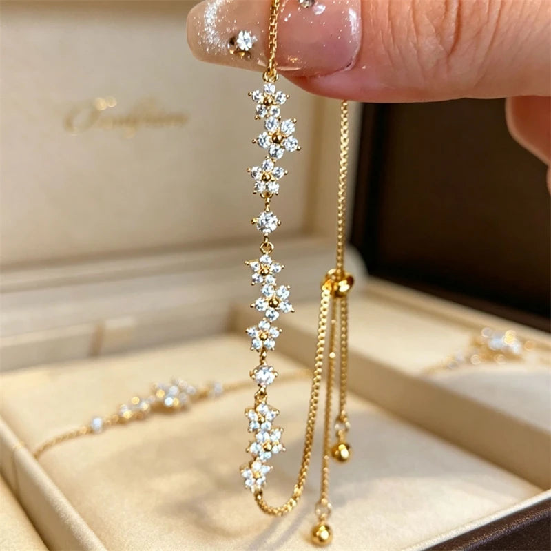 Exquisite Luxury Crystal Zircon Flower Bracelet for Women Shiny Rhinestone Pull Out Adjustable Bangle Party Wedding Jewelry Gift