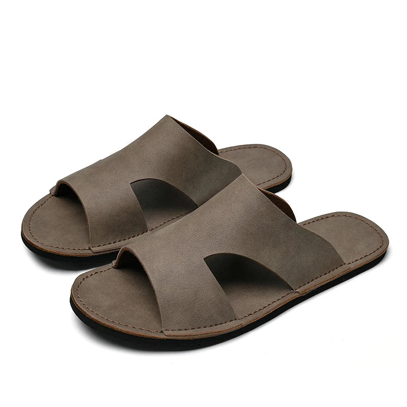 Men's Beach Slippers Man Footwear 2025 Summer New Men's Casual Shoes Soft Sole Fashion Pu Leather Anti slip Trendy Men Sneakers