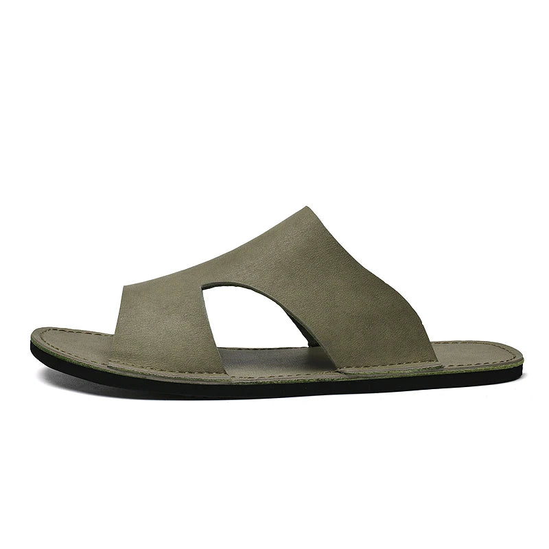 Men's Beach Slippers Man Footwear 2025 Summer New Men's Casual Shoes Soft Sole Fashion Pu Leather Anti slip Trendy Men Sneakers