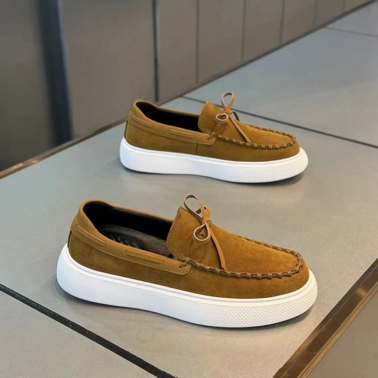 Mens Loafers Casual Leather Shoes for Men Slip on Moccasins Breathable Male Driving Shoes Comfort Soft Dress Footwear Men Shoes